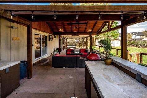 353 Patrick Lane Windsor CA 95492