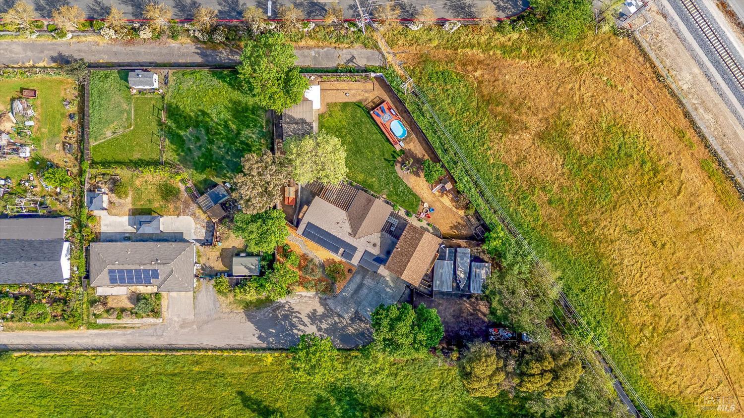 353 Patrick Lane Windsor CA 95492