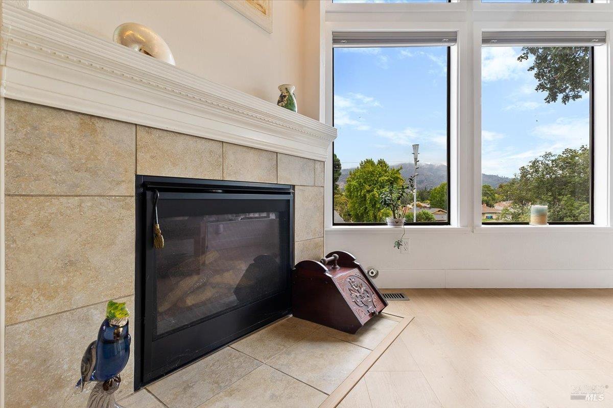 6850 Oakmont Drive Santa Rosa CA 95409