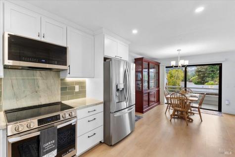 6850 Oakmont Drive Santa Rosa CA 95409
