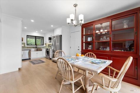 6850 Oakmont Drive Santa Rosa CA 95409
