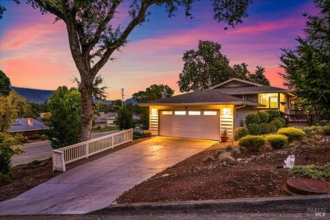 6850 Oakmont Drive Santa Rosa CA 95409