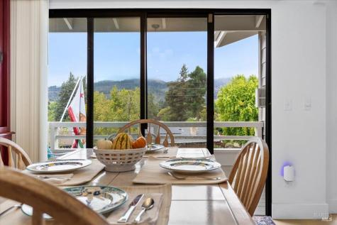 6850 Oakmont Drive Santa Rosa CA 95409