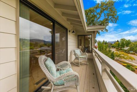 6850 Oakmont Drive Santa Rosa CA 95409