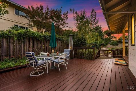 6850 Oakmont Drive Santa Rosa CA 95409