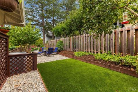 6850 Oakmont Drive Santa Rosa CA 95409
