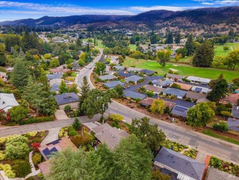 6850 Oakmont Drive Santa Rosa CA 95409