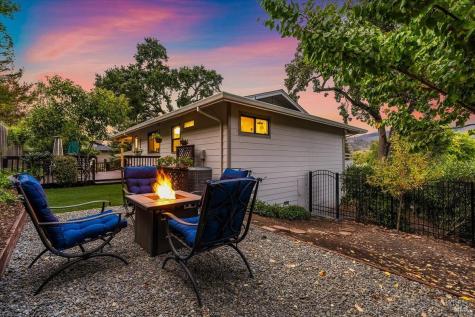 6850 Oakmont Drive Santa Rosa CA 95409