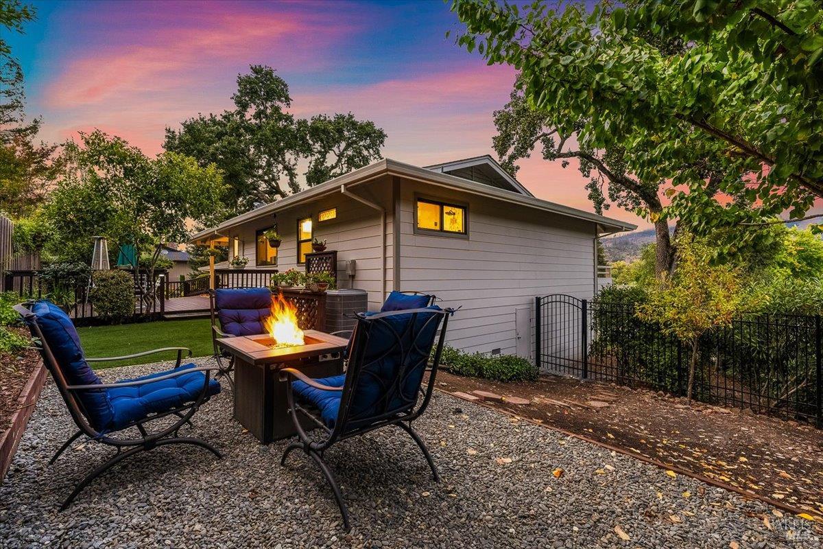 6850 Oakmont Drive Santa Rosa CA 95409