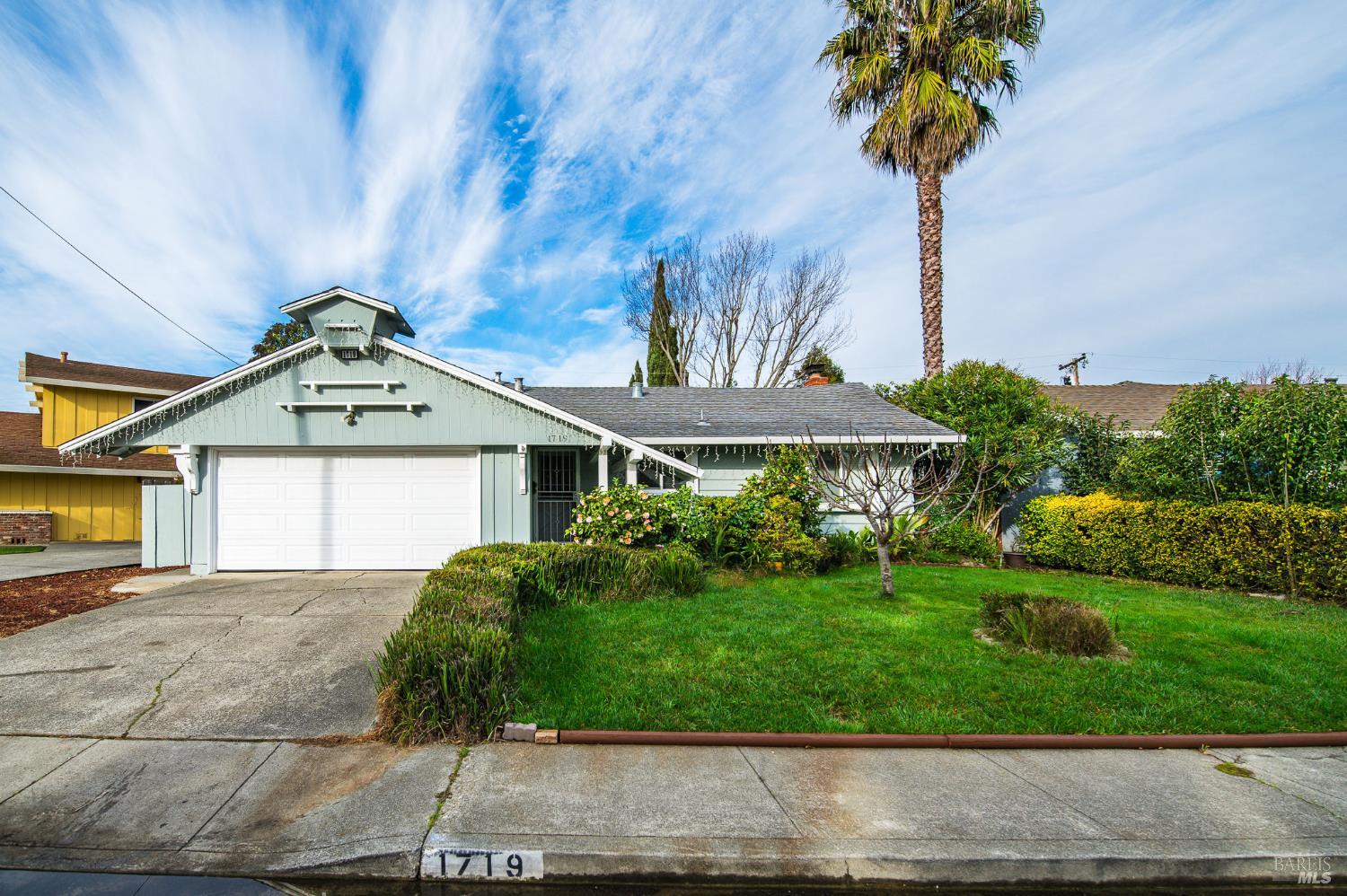 1719 Elm Street Fairfield CA 94533