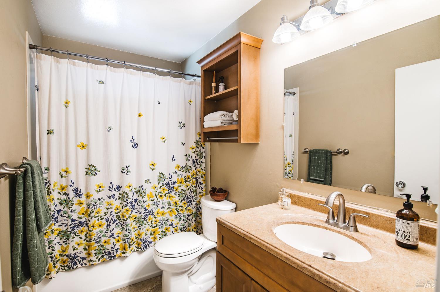 1719 Elm Street Fairfield CA 94533