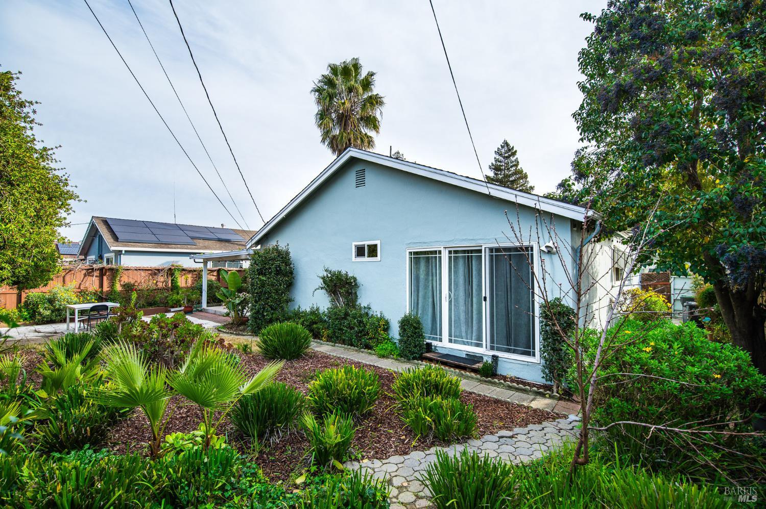 1719 Elm Street Fairfield CA 94533