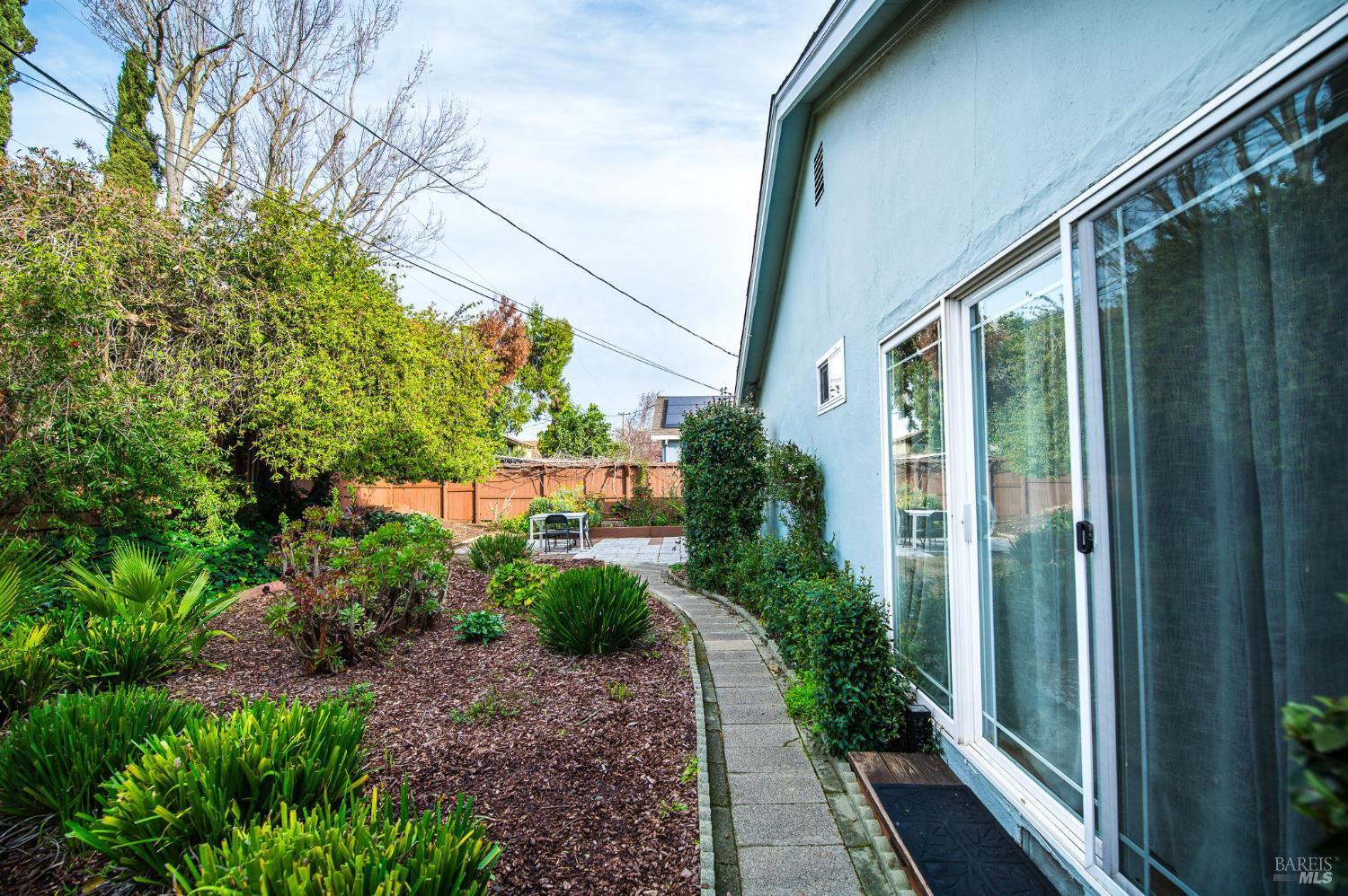 1719 Elm Street Fairfield CA 94533
