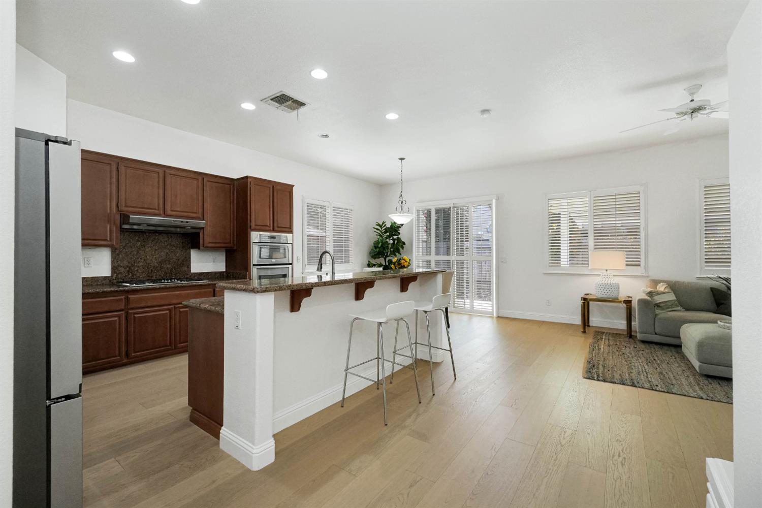 9408 Blue Diamond Way Elk Grove CA 95624