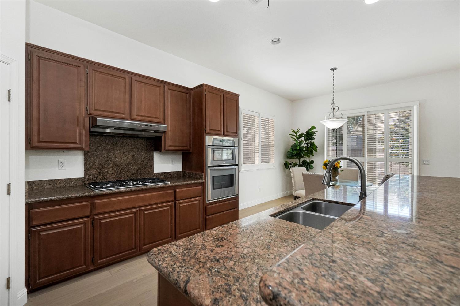 9408 Blue Diamond Way Elk Grove CA 95624