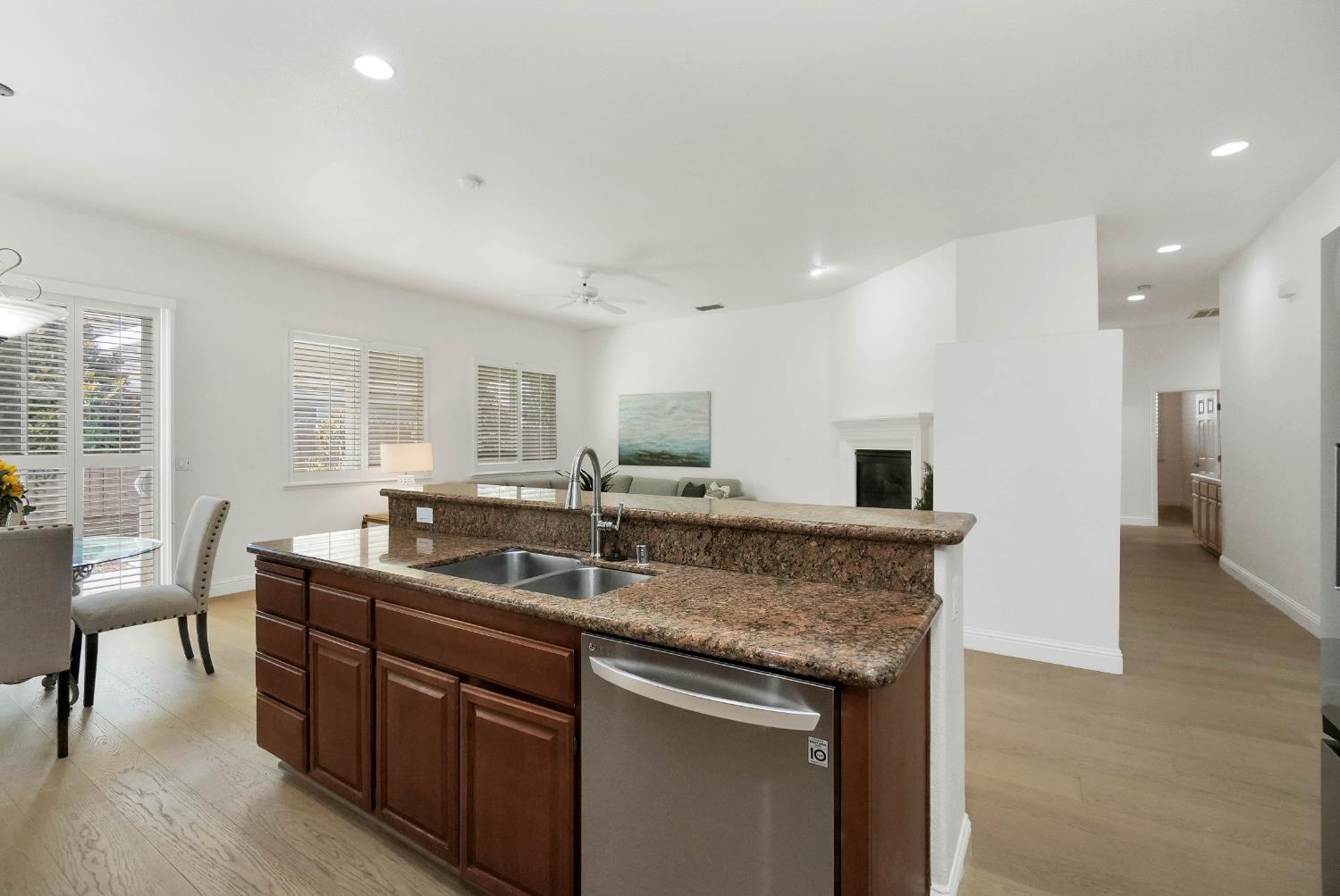 9408 Blue Diamond Way Elk Grove CA 95624