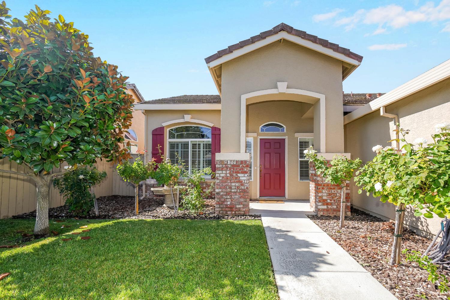 9408 Blue Diamond Way Elk Grove CA 95624