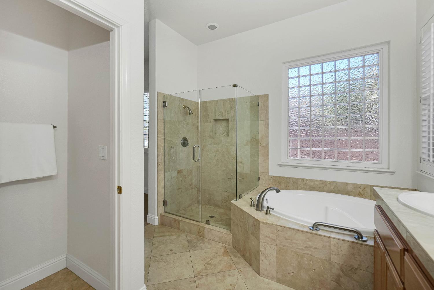 9408 Blue Diamond Way Elk Grove CA 95624