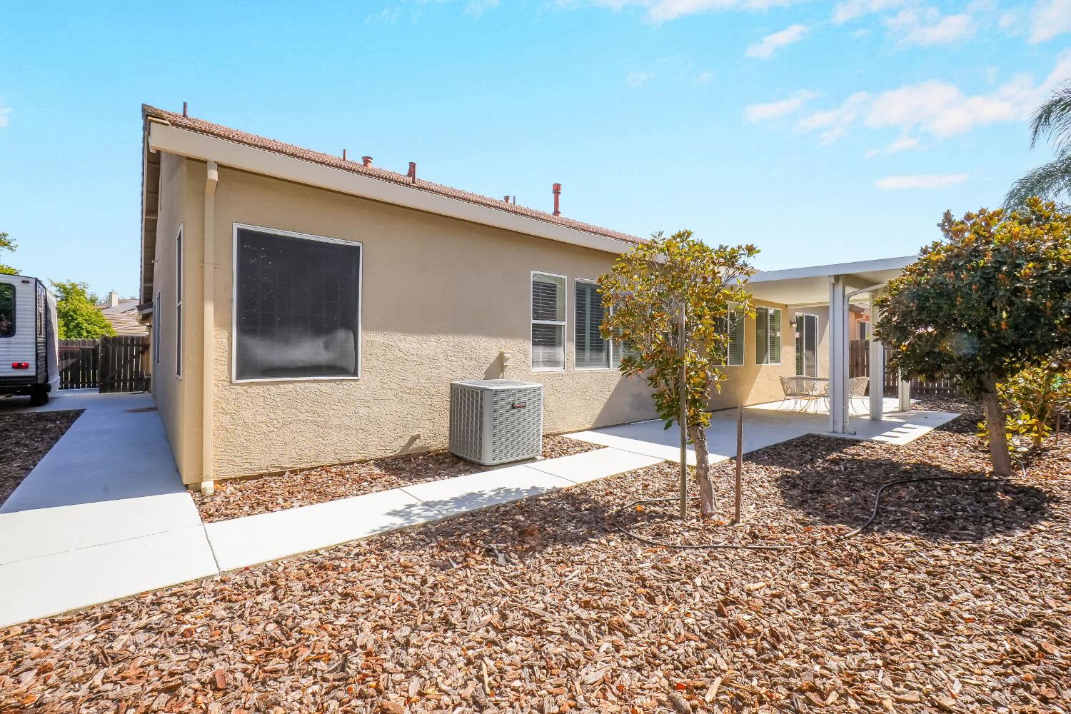 9408 Blue Diamond Way Elk Grove CA 95624