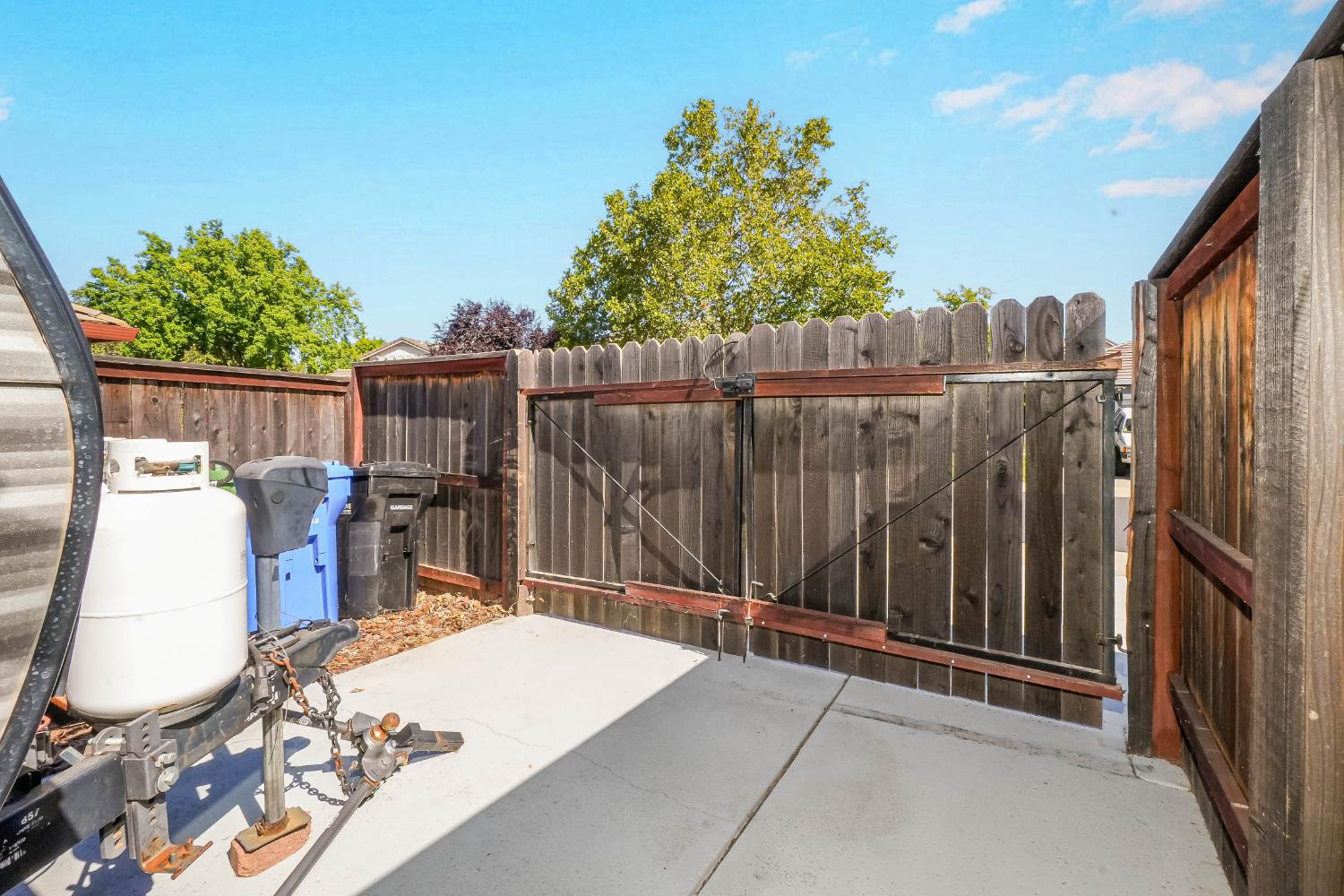 9408 Blue Diamond Way Elk Grove CA 95624