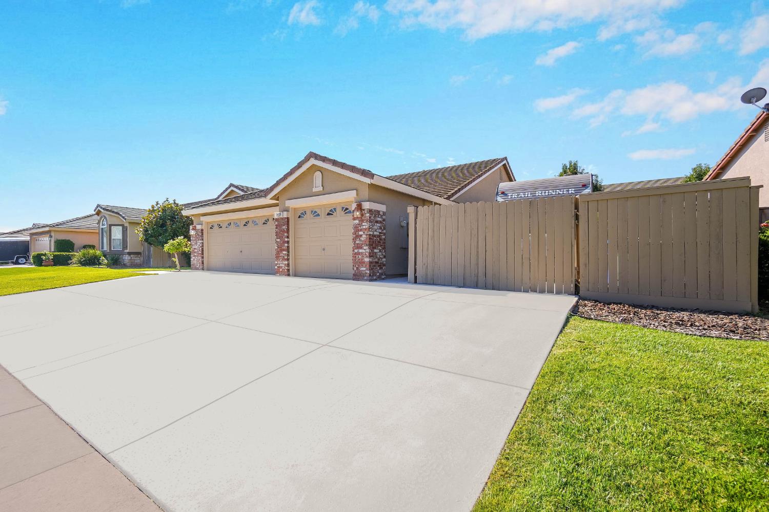 9408 Blue Diamond Way Elk Grove CA 95624