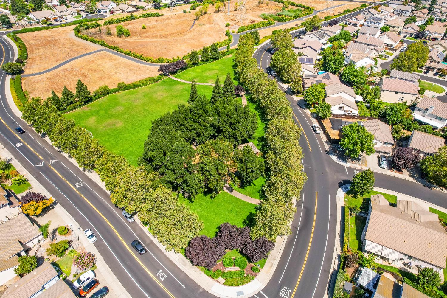 9408 Blue Diamond Way Elk Grove CA 95624