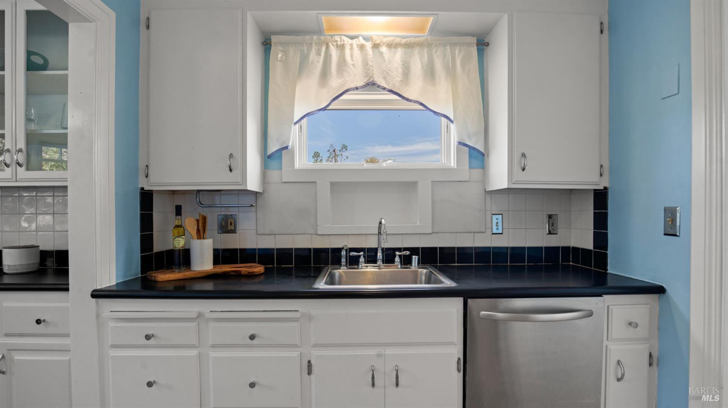 3050 Millsbrae Avenue Oakland CA 94605