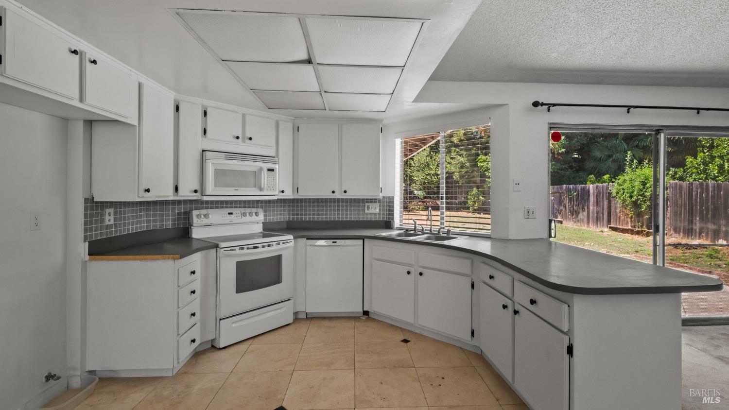 226 N Alamo Drive Vacaville CA 95688