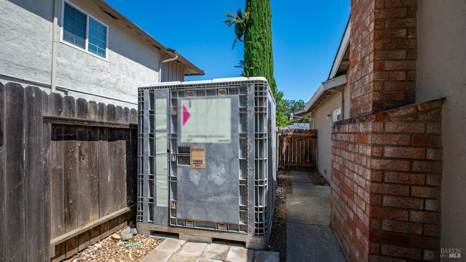 226 N Alamo Drive Vacaville CA 95688