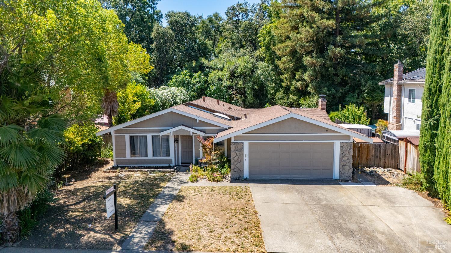 226 N Alamo Drive Vacaville CA 95688