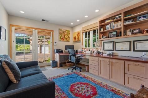 22200 Puccioni Road Healdsburg CA 95448