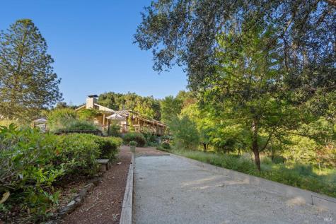 22200 Puccioni Road Healdsburg CA 95448