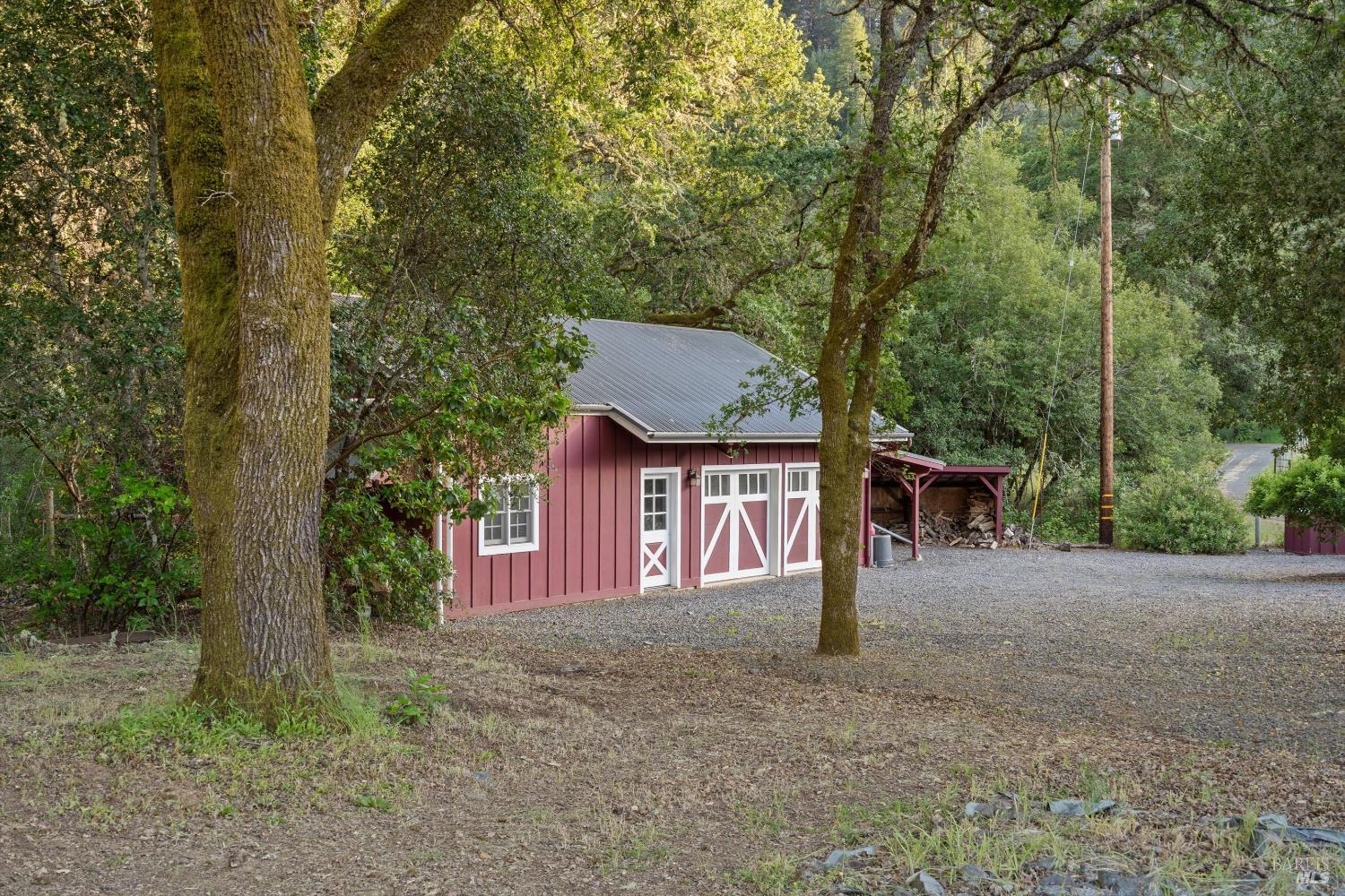 22200 Puccioni Road Healdsburg CA 95448
