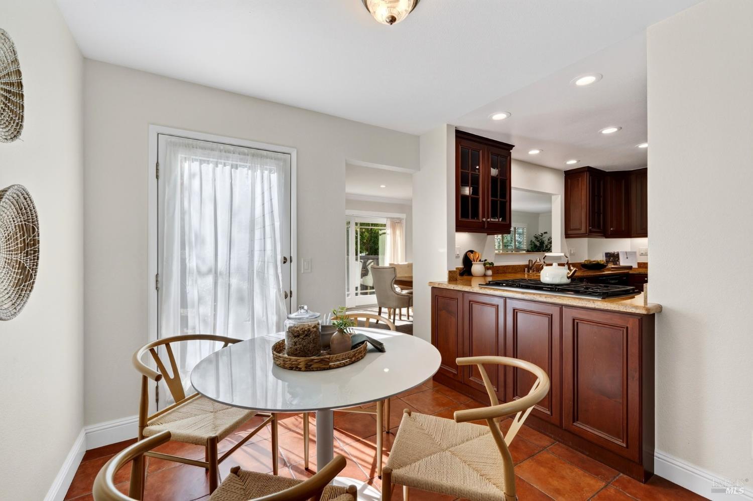 2363 Morningside Circle Santa Rosa CA 95405
