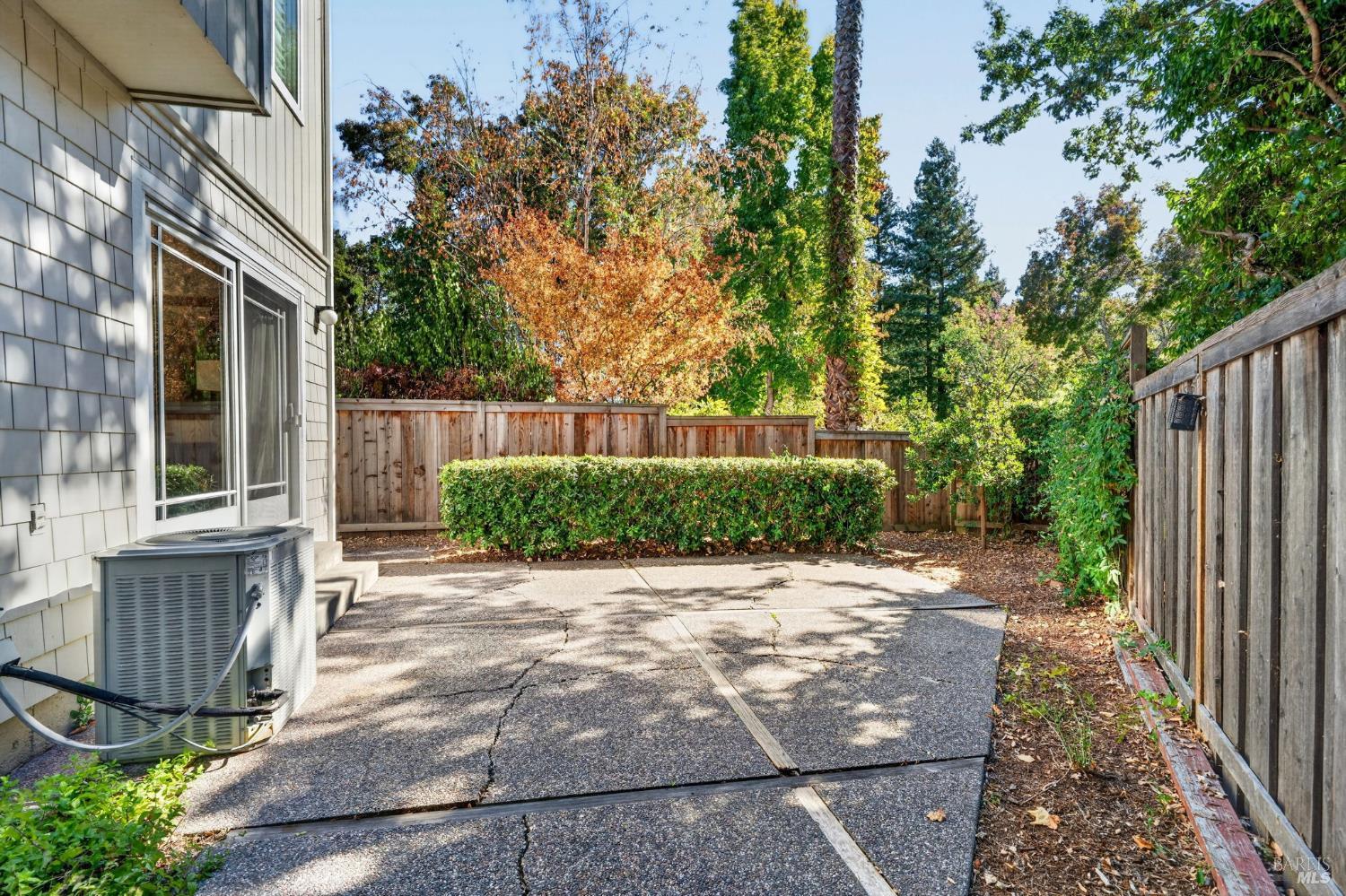 2363 Morningside Circle Santa Rosa CA 95405