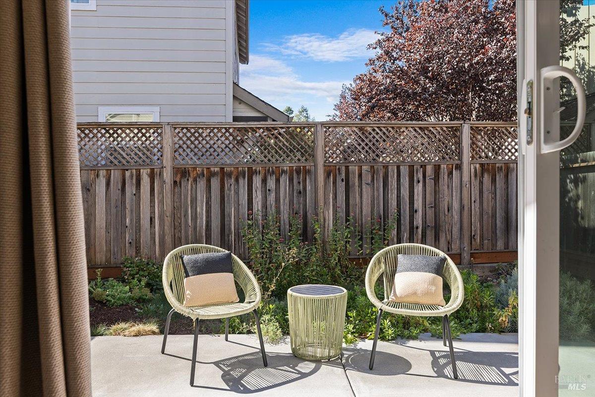 937 Prospect Avenue Santa Rosa CA 95409