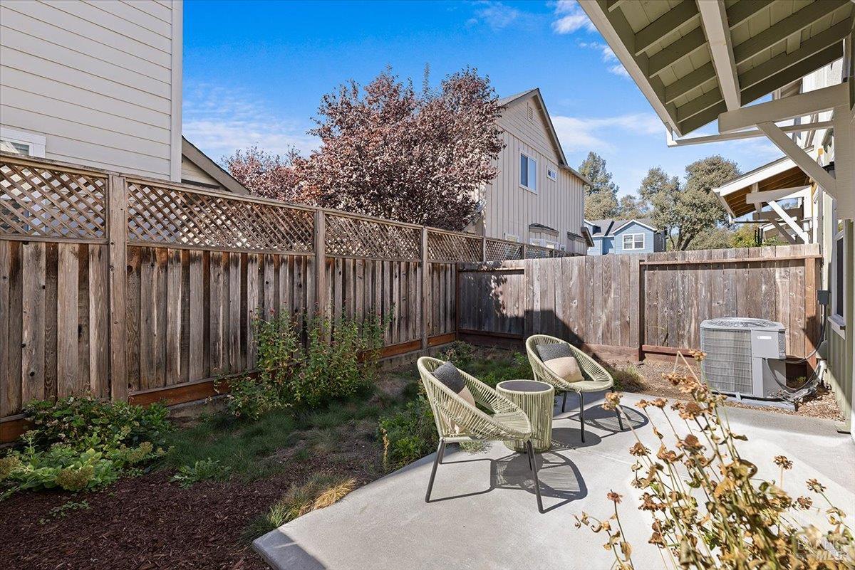 937 Prospect Avenue Santa Rosa CA 95409