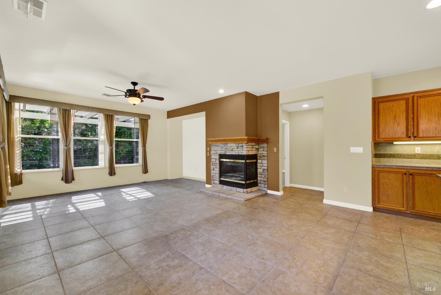 220 Riverside Drive Rio Vista CA 94571