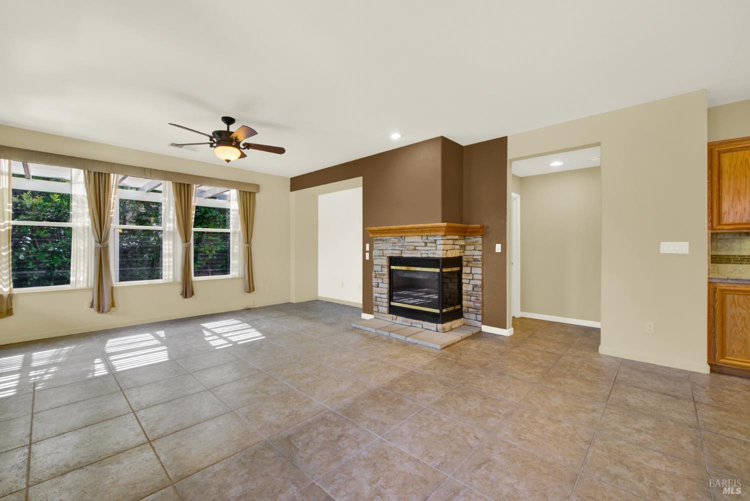 220 Riverside Drive Rio Vista CA 94571