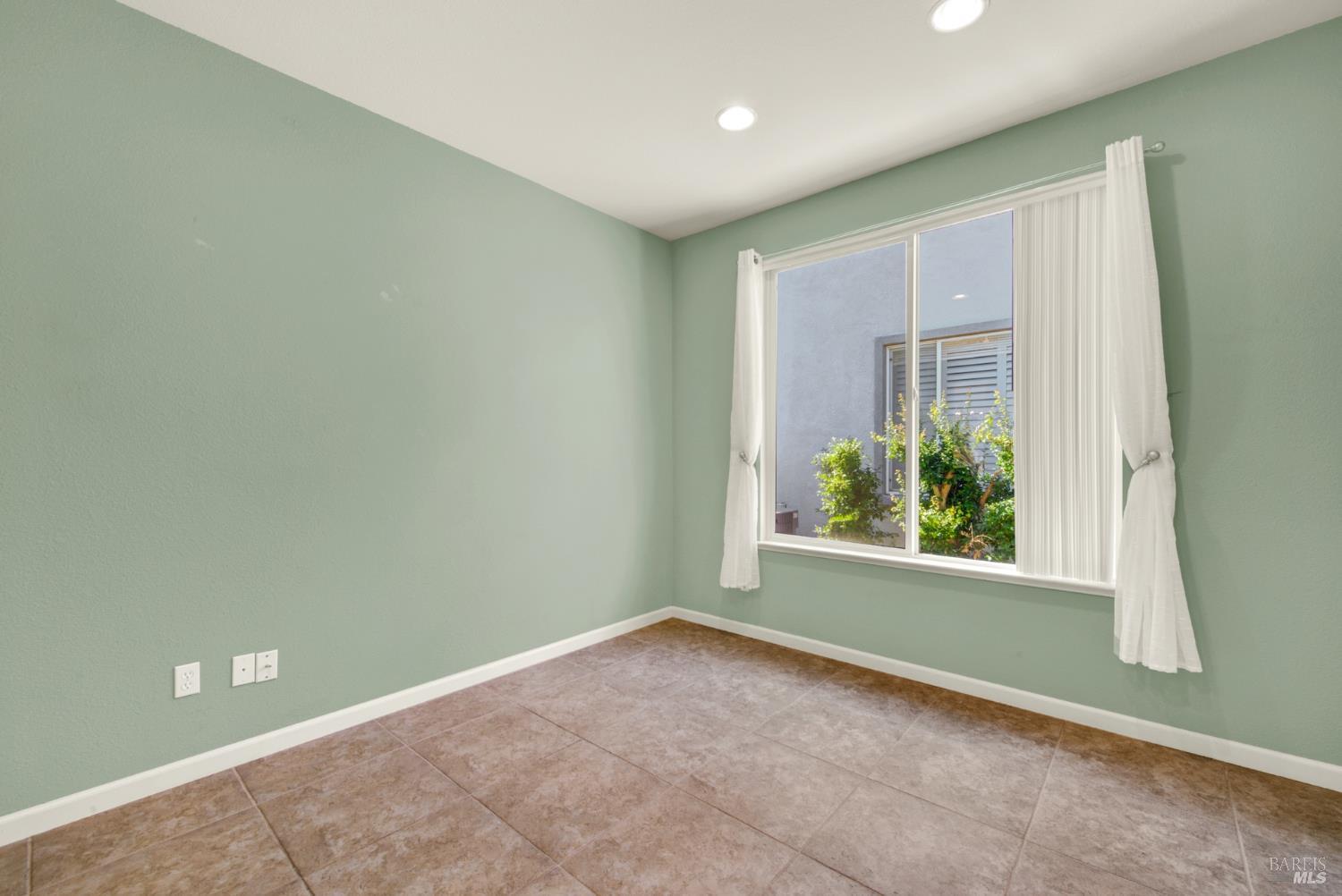 220 Riverside Drive Rio Vista CA 94571