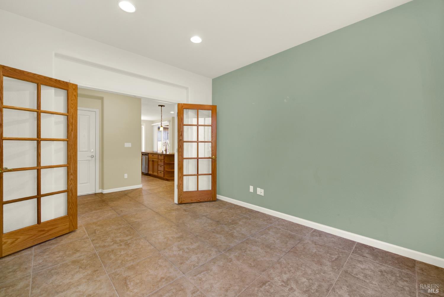 220 Riverside Drive Rio Vista CA 94571