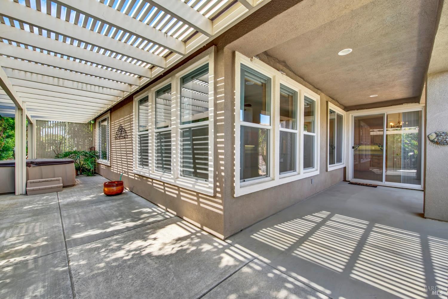 220 Riverside Drive Rio Vista CA 94571