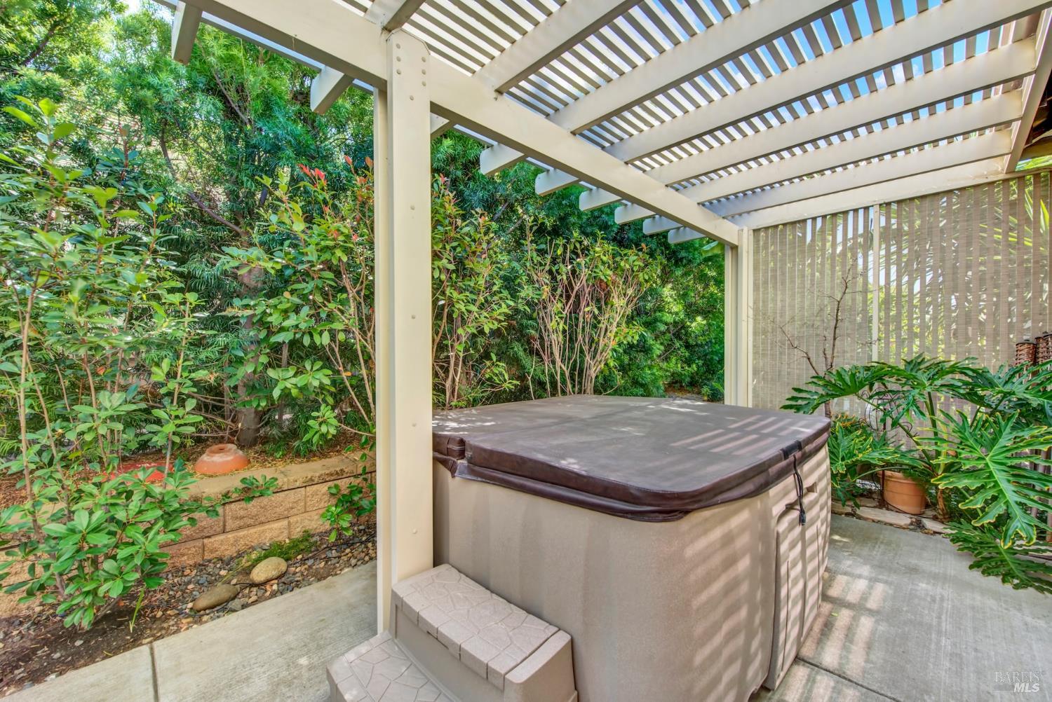 220 Riverside Drive Rio Vista CA 94571
