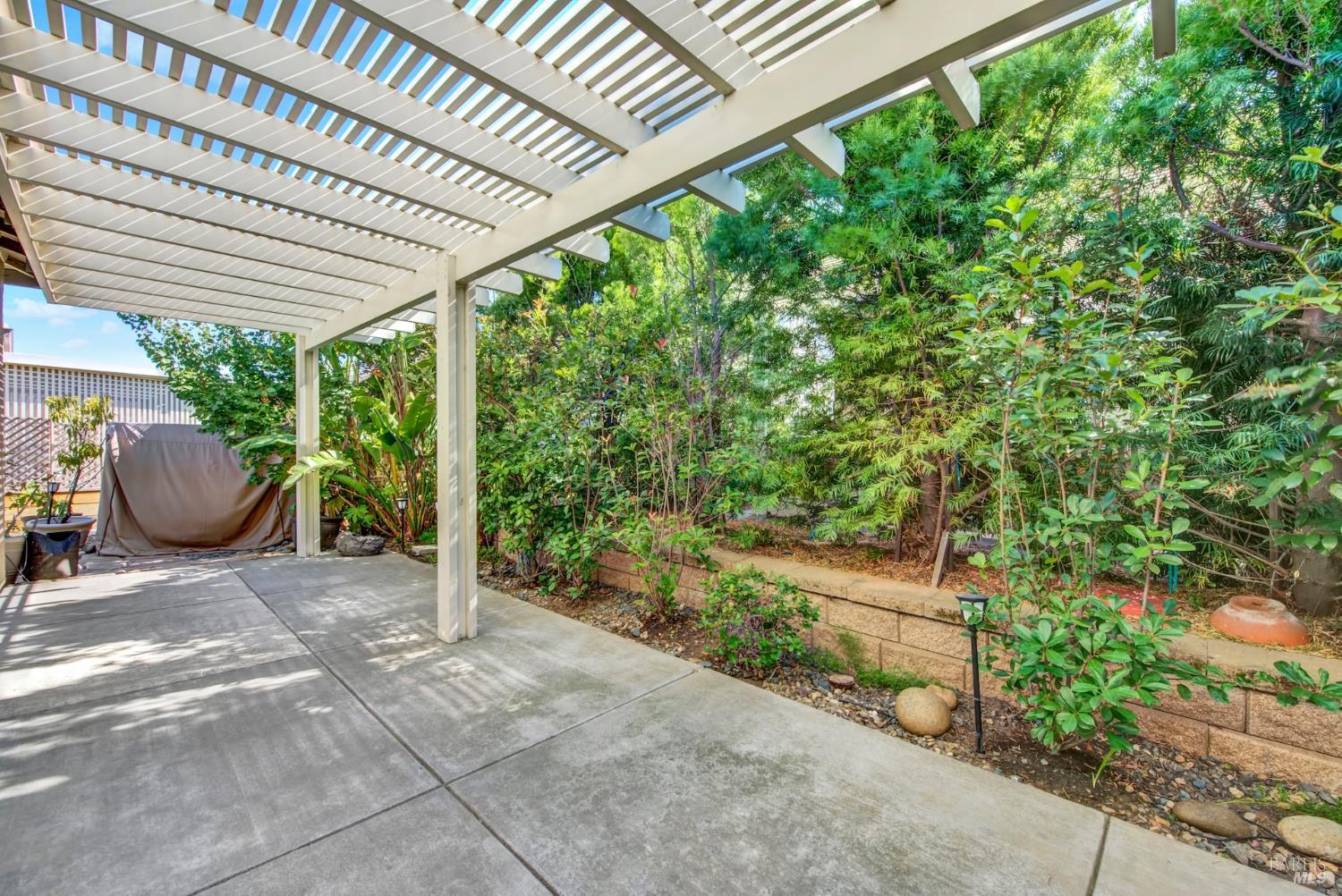 220 Riverside Drive Rio Vista CA 94571