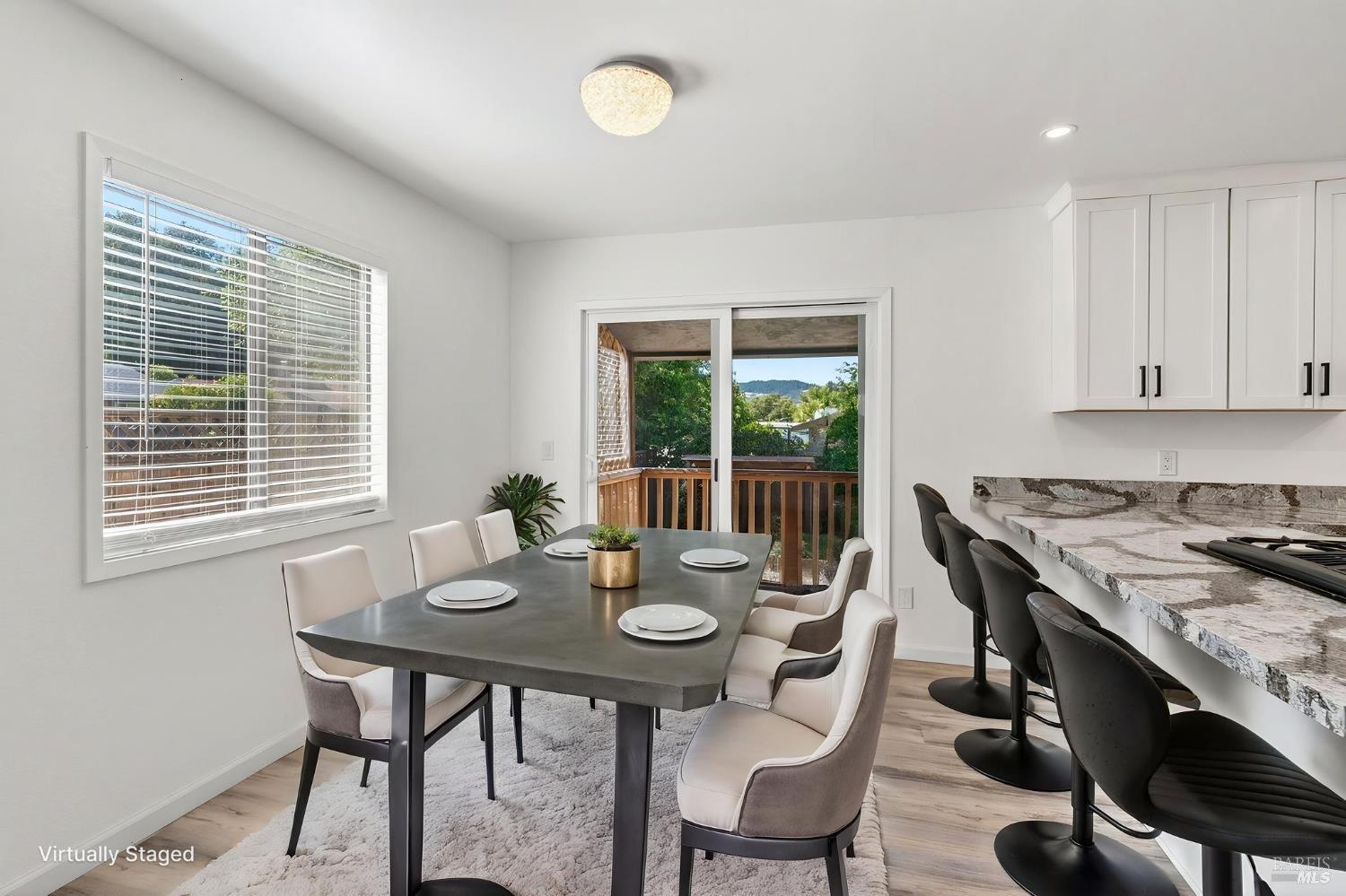 100 Roan Court Cloverdale CA 95425