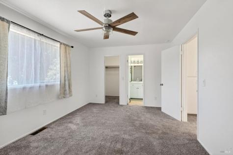 100 Roan Court Cloverdale CA 95425