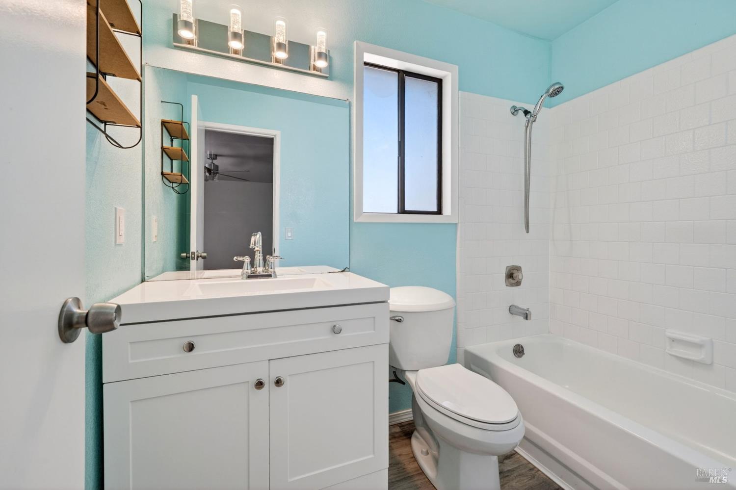 100 Roan Court Cloverdale CA 95425