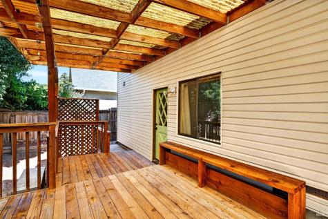 100 Roan Court Cloverdale CA 95425