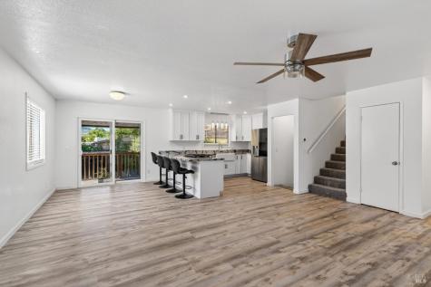100 Roan Court Cloverdale CA 95425
