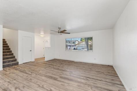 100 Roan Court Cloverdale CA 95425